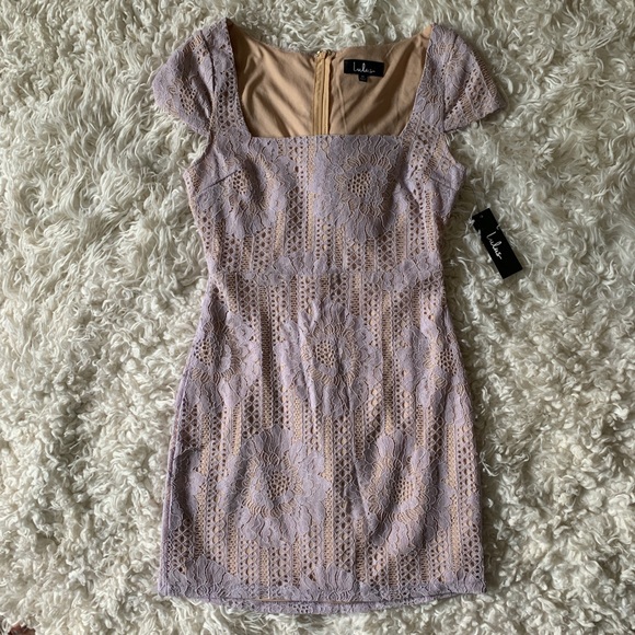 Lulu’s dress - Picture 2 of 8